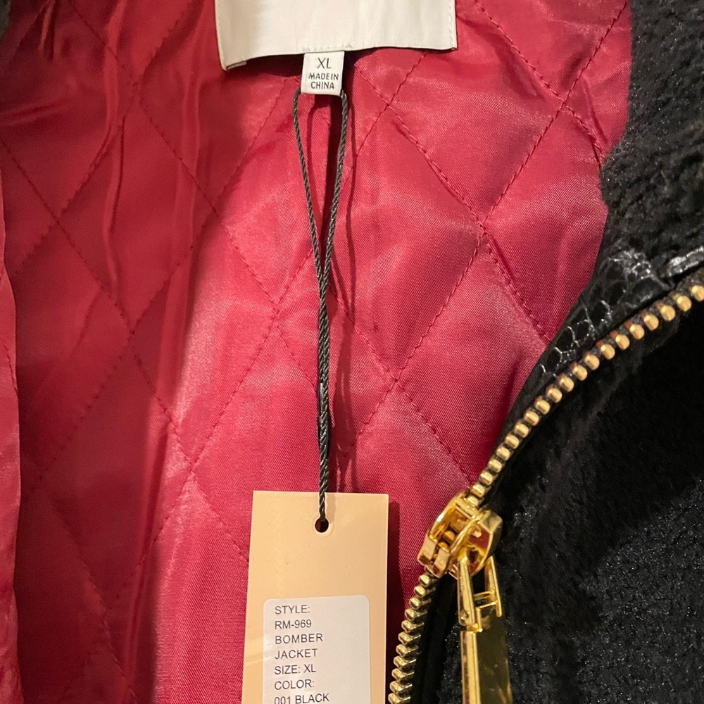 Rebecca Minkoff cozy teddy jacket. Size XL Brand new. - Picture 5 of 5